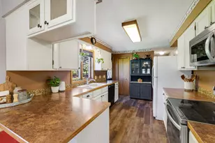 9350 Morgan Ln, Cologne, MN 55322 - Photo 14