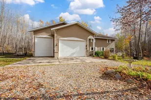 21564 Sugarbush Ln, Cohasset, MN 55721 - Photo 2