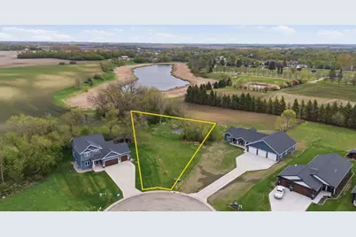 536 Leonard Street, Hawley, MN 56549 - Photo 1