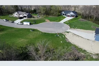 536 Leonard Street, Hawley, MN 56549 - Photo 2