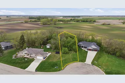 529 Leonard Street, Hawley, MN 56549 - Photo 1