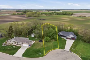 529 Leonard St, Hawley, MN 56549 - Photo 1