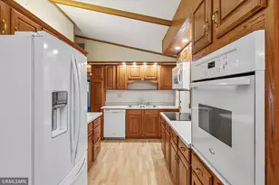 104 Bavarian Cir, Cannon Falls, MN 55009 - Photo 8