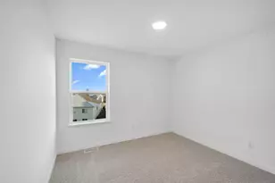 12090 Ivy St, Rogers, MN 55374 - Photo 10