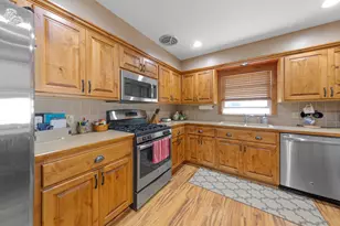 710 Upper Johnson Cir, Saint Peter, MN 56082 - Photo 16