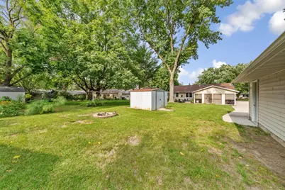 710 Upper Johnson Circle, Saint Peter, MN 56082 - Photo 6