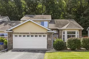 9007 Meadow Pl, Savage, MN 55378 - Photo 2