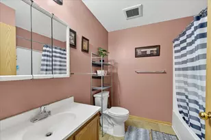 644 Dale St N, Saint Paul, MN 55103 - Photo 14