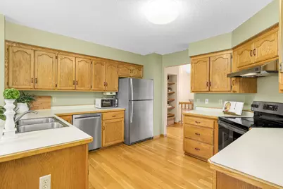 1105 W 158th Street, Burnsville, MN 55306 - Photo 8