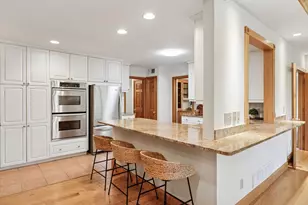 245 Ashley Rd, Hopkins, MN 55343 - Photo 20