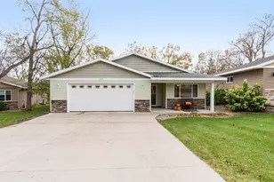 315 Fairgrounds Rd, Alexandria, MN 56308 - Photo 2