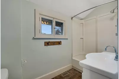 1178 W Broadway Street, Winona, MN 55987 - Photo 14