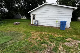 241 Webster Street N, Kasota, MN 56050 - Photo 4