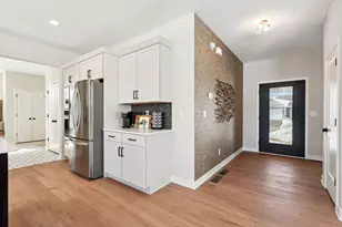 15032 Ardmullivan Ln, Rosemount, MN 55068 - Photo 6