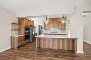 17925 Hidden Creek Trl, Lakeville, MN 55044 - Photo 14