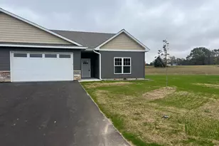 1201 Poppy Ct, New Richmond, WI 54017 - Photo 1