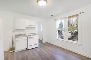 585 Sherburne Ave, Saint Paul, MN 55103 - Photo 10