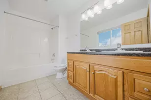 4281 Estate Dr S, Fargo, ND 58104 - Photo 20