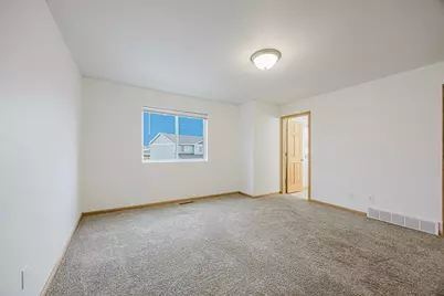 4281 Estate Drive S, Fargo, ND 58104 - Photo 16