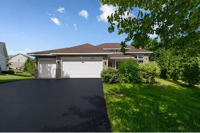 563 Summit Avenue, Dundas, MN 55019 - Photo 2