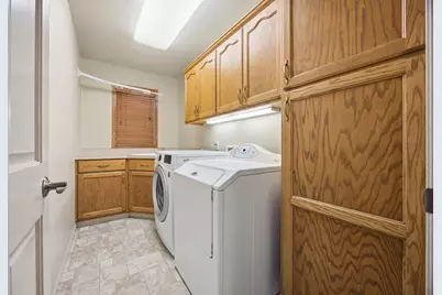 2830 Wheatland Drive S, Fargo,  58103 - Photo 4