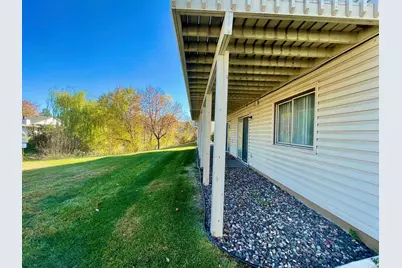 7180 Unity Avenue N, Brooklyn Center, MN 55429 - Photo 30