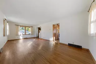 453 11th St SW, Faribault, MN 55021 - Photo 10