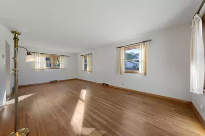 453 11th Street SW, Faribault, MN 55021 - Photo 8