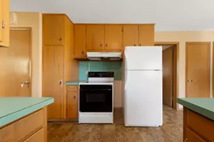 453 11th St SW, Faribault, MN 55021 - Photo 16