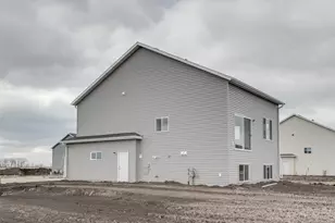 6876 Belding Dr S, Fargo, ND 58104 - Photo 32