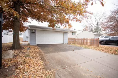 7841 Rimbley Road, Woodbury, MN 55125 - Photo 1