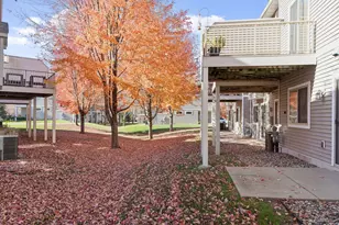 3124 Frontier Dr, Woodbury, MN 55129 - Photo 24