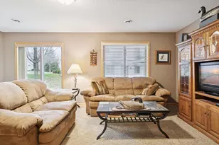 3124 Frontier Dr, Woodbury, MN 55129 - Photo 18