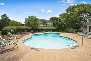 10501 Cedar Lake Rd, Minnetonka, MN 55305 - Photo 38