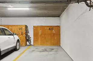 10501 Cedar Lake Rd, Minnetonka, MN 55305 - Photo 28