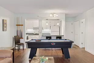 10501 Cedar Lake Rd, Minnetonka, MN 55305 - Photo 10