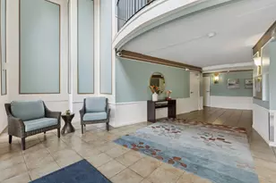 10501 Cedar Lake Rd, Minnetonka, MN 55305 - Photo 24