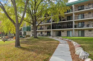 10501 Cedar Lake Rd, Minnetonka, MN 55305 - Photo 2