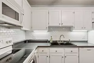 10501 Cedar Lake Rd, Minnetonka, MN 55305 - Photo 6