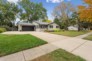 11416 River Hills Dr, Burnsville, MN 55337 - Photo 34