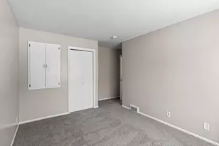 10421 Quebec Ave S, Bloomington, MN 55438 - Photo 14