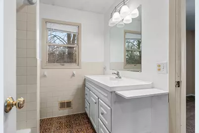 10421 Quebec Avenue S, Bloomington, MN 55438 - Photo 12