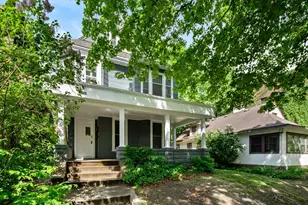 709 7th St SE, Minneapolis, MN 55414 - Photo 2