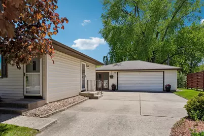 2018 Jade Lane, Eagan, MN 55122 - Photo 4