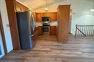 222 Fir St S, Lester Prairie, MN 55354 - Photo 10