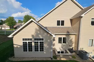 13954 Shoreside Cir, Savage, MN 55378 - Photo 24