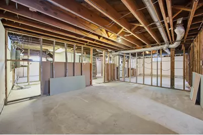 316 5th Street N, Wahpeton,  58075 - Photo 24