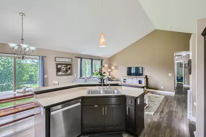 28526 Lakeside Trail, Lindstrom, MN 55045 - Photo 8