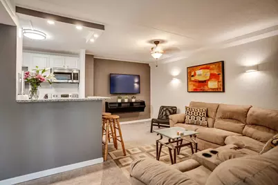 1920 S 1st Street #202, Minneapolis, MN 55454 - Photo 2