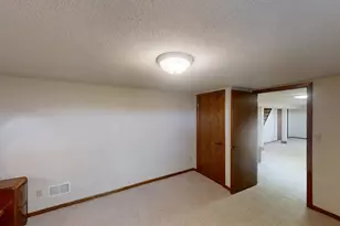 1704 Plainview Ln, Albert Lea, MN 56007 - Photo 40